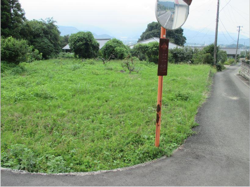 西条市丹原町志川の売地