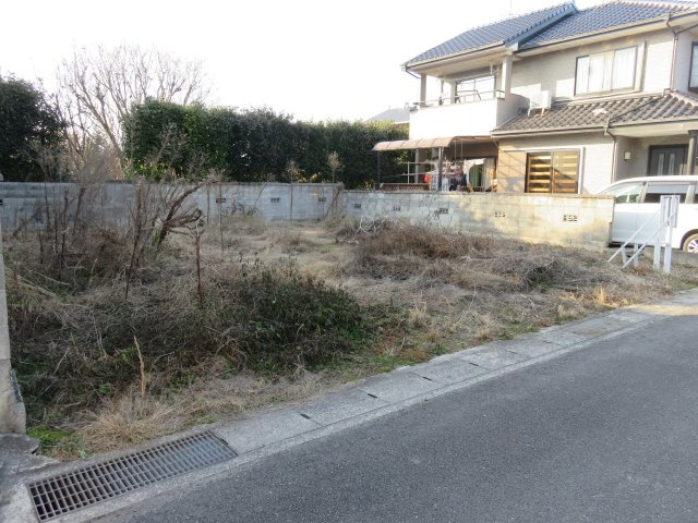 西条市小松町新屋敷の売地