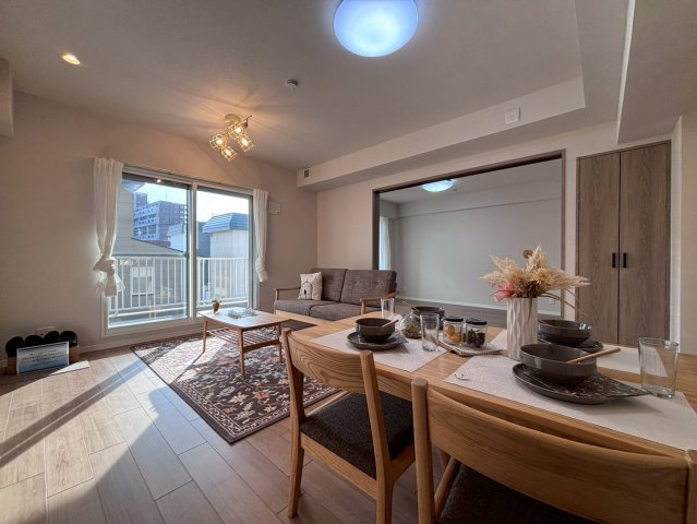 ロイヤルシャトー西岡