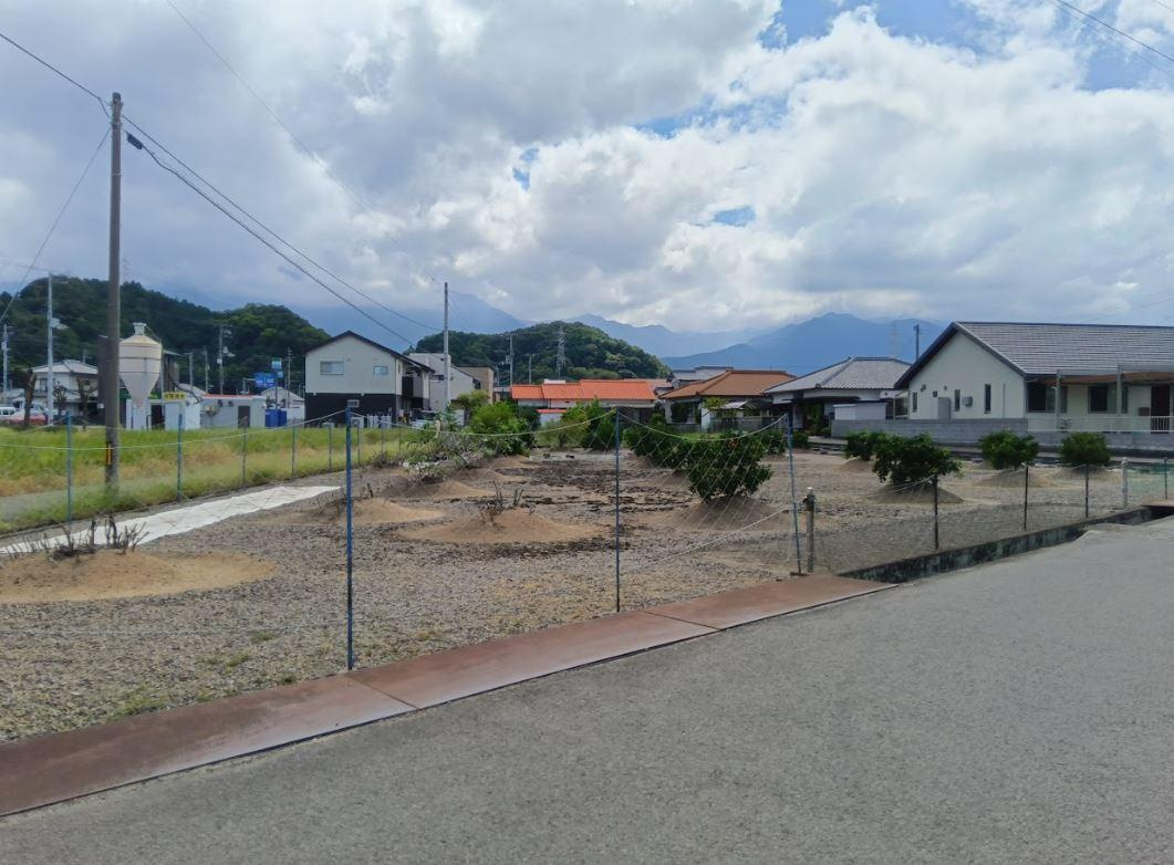 新居浜市東雲町３丁目の売地
