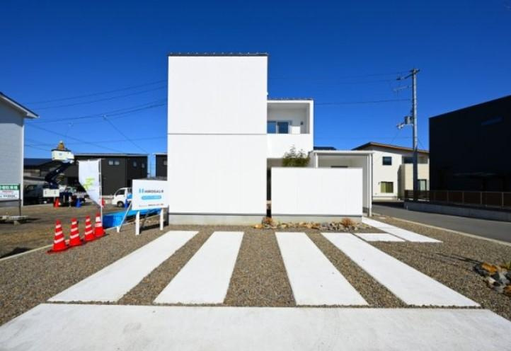 西条市小松町新屋敷の中古一戸建