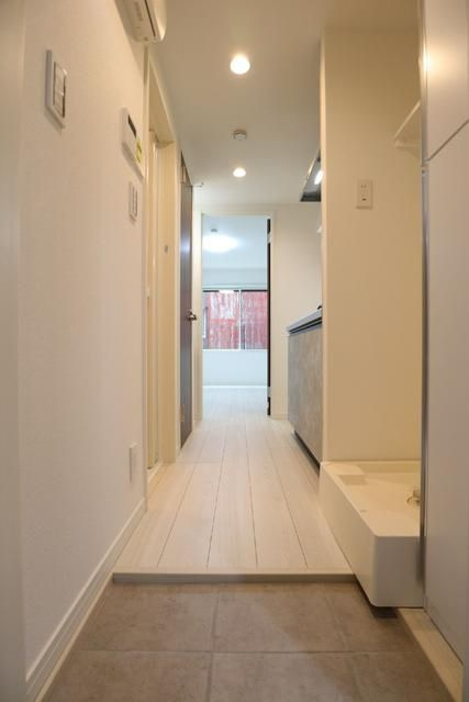 エクセラン西新井大師の玄関