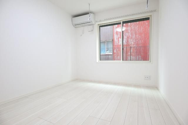 エクセラン西新井大師の寝室