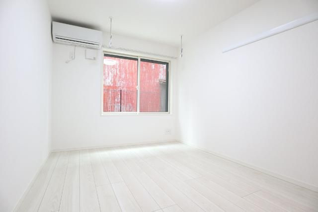 エクセラン西新井大師の居間・リビング