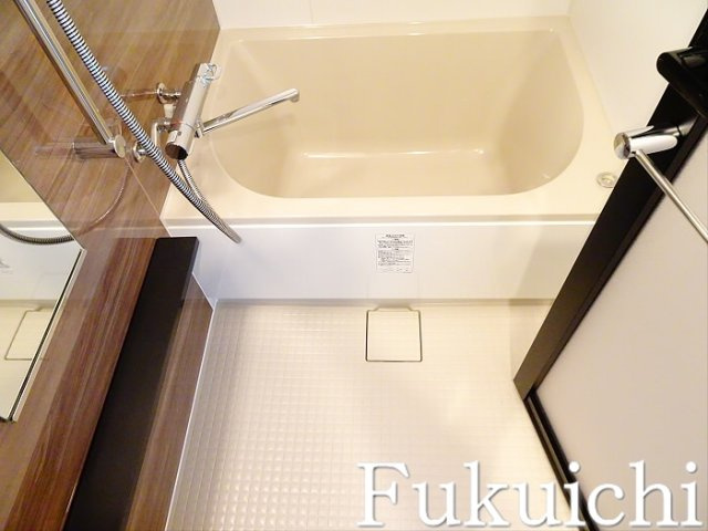 レジディア都立大の浴室