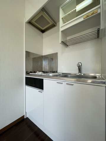 グランドハイツ東古松のキッチン|※写真は別の部屋のものです。