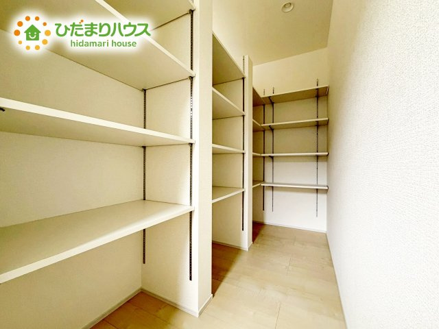 【収納】 | ひたちなか市田宮原1期　新築戸建　2号棟 | パントリー完備で散らかりがちなキッチン回りもラクラクお片付けできちゃいます！(*^-^*)