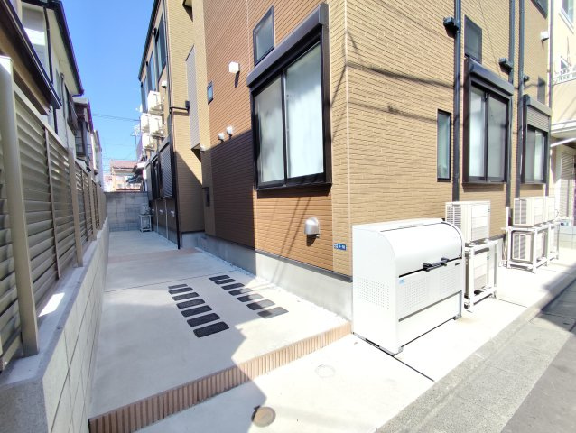 LEXIA新小岩のロビー