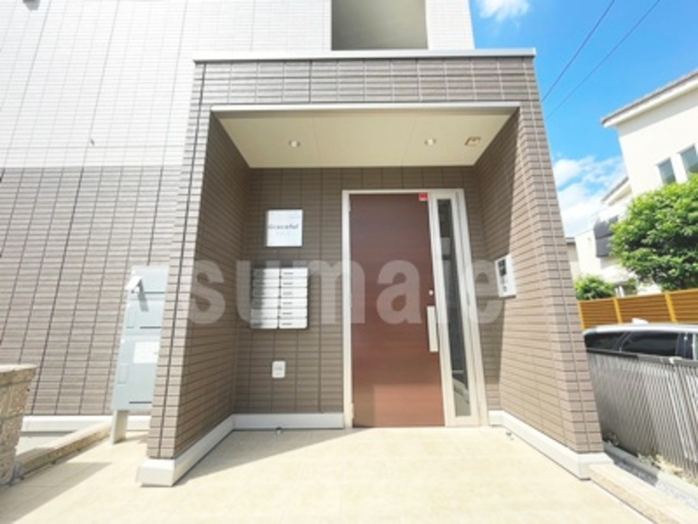 グラセフルのエントランス|エストランスです☆