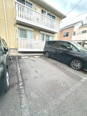 【駐車場】 | グランシャリオ