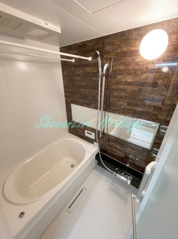 横浜市泉区下飯田町の賃貸マンションの浴室|清潔感のあるお風呂です♪