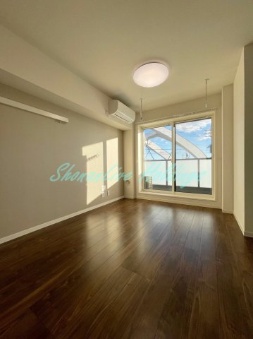 横浜市泉区下飯田町の賃貸マンションの居間・リビング|使いやすいリビングになります♪