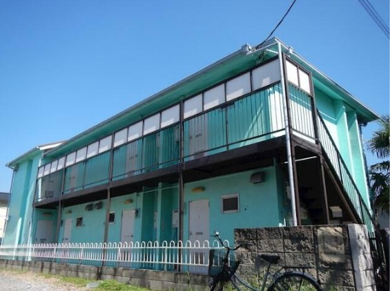 ロイヤルハイツの外観