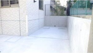 サリジェール瑞穂の駐車場