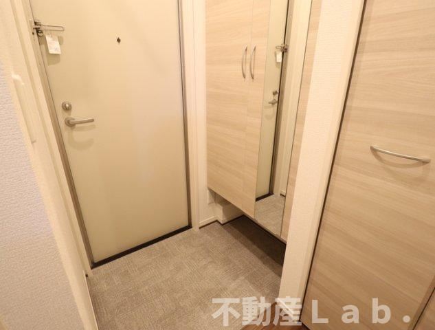 コスモス田迎の玄関