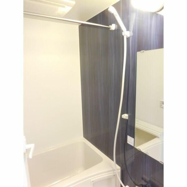 カメリアの浴室