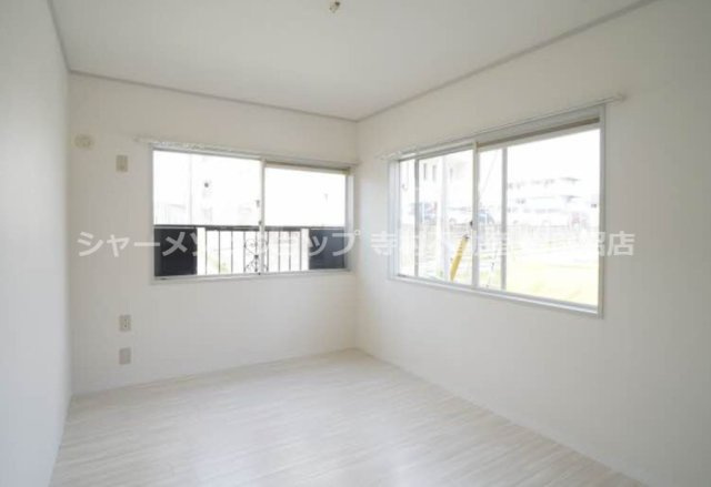 ヒルズ・ウィスタリアの寝室