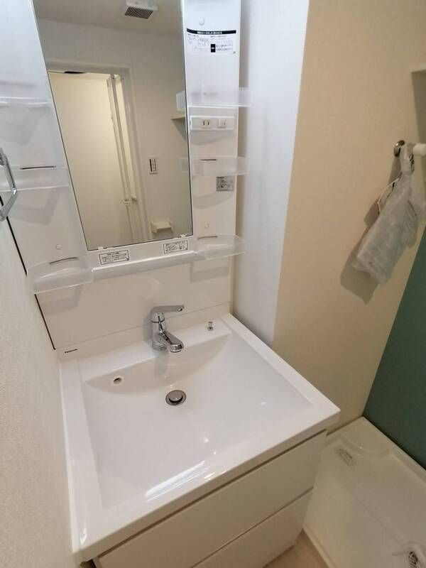 ハーモニーテラス北小岩Ⅹの独立洗面台