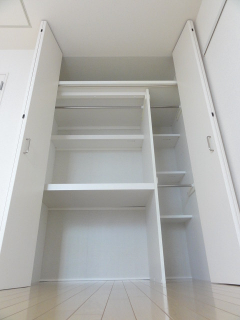 メルヴェイユ　Ｋの収納|奥行きのある収納スペース
