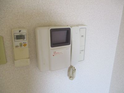 【セキュリティ】 | セブンハイツ | ＴＶ付きモニターホンで誰が来たのかすぐにわかります