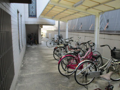 【その他共用部分】 | セブンハイツ | たくさん置ける駐輪場です