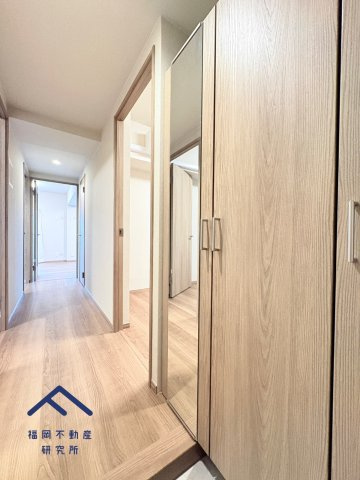 ダイナコート吉塚の玄関