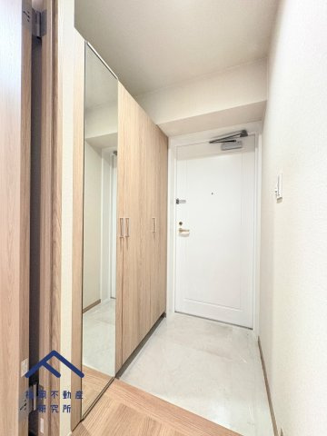 ダイナコート吉塚の玄関