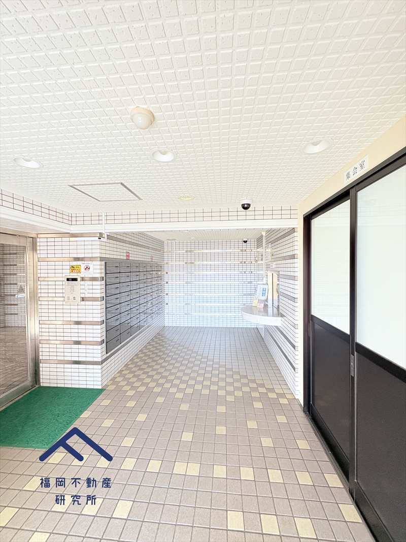 ダイナコート吉塚のエントランス