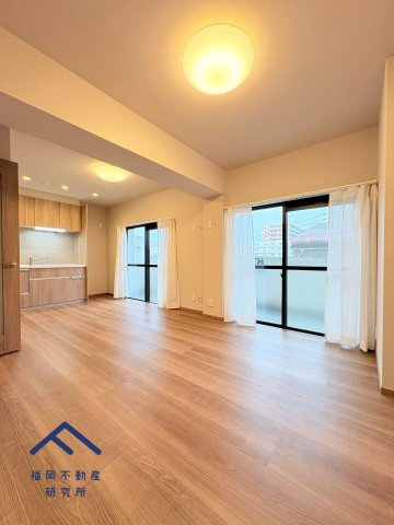 ダイナコート吉塚の居間・リビング