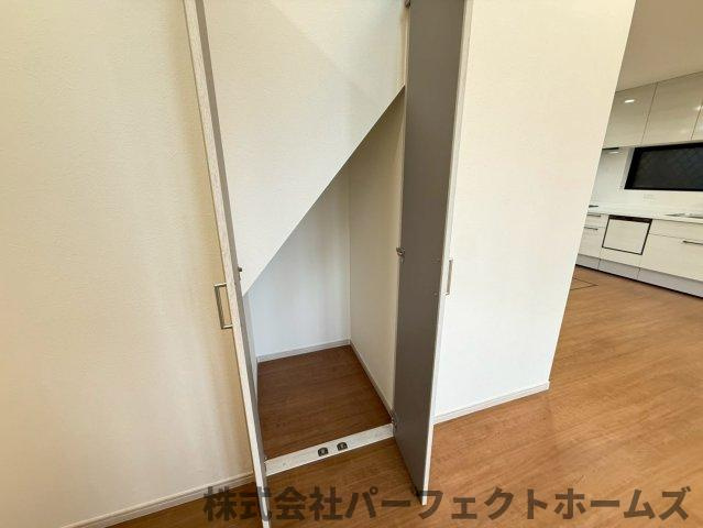 茄子作1丁目戸建の収納|大きなものも収納できそうです