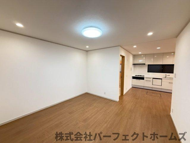 茄子作1丁目戸建の居間・リビング