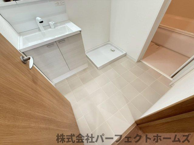 茄子作1丁目戸建の洗面所|広い洗面スペース