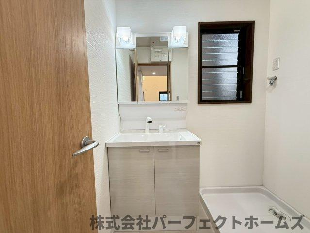 茄子作1丁目戸建の独立洗面台|独立洗面台です