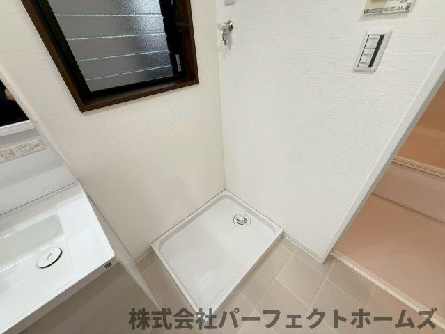 茄子作1丁目戸建の設備|洗濯パン