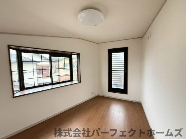 茄子作1丁目戸建の洋室|コンパクトで使いやすい洋室です
