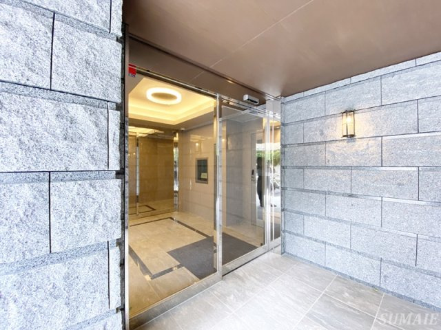 アローマ王子本町のエントランス|エントランスです☆
