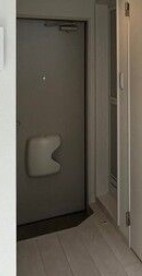 エルキュールテラスの玄関