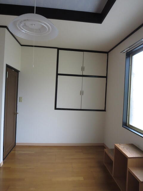 松戸山下貸家Ｂの子供部屋|２階洋室②（７．５畳）