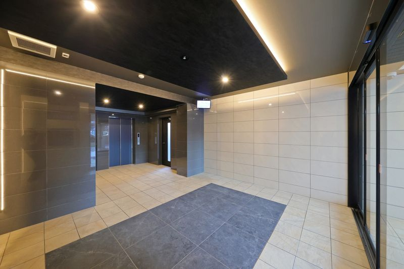 福岡市東区原田１丁目の賃貸マンションのロビー