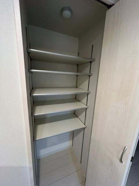 ヴィラ　デ　ジョワ　浦和白幡の収納