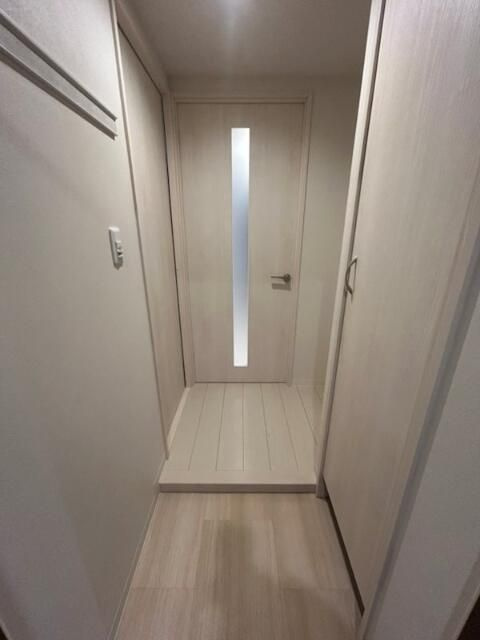 ヴィラ　デ　ジョワ　浦和白幡の玄関