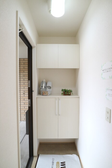 パインハイツ　A棟の玄関