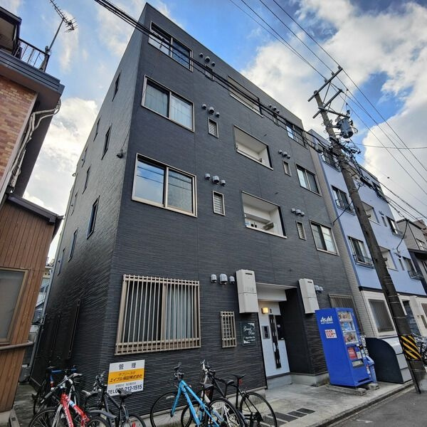 グランレーヴ東別院EASTの外観