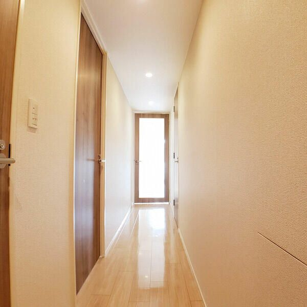 グランガーデンⅢの玄関