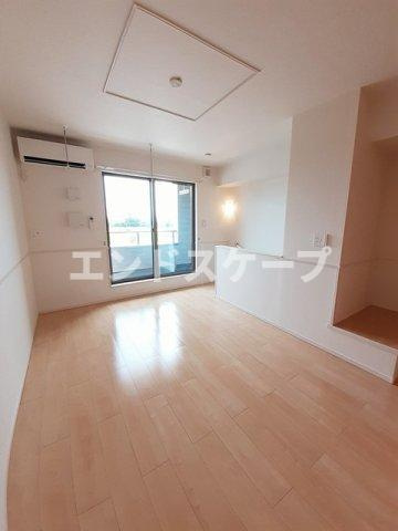 ブライト・アンジュの居間・リビング|高崎、前橋のお部屋探しはエンドスケープまで！お客様の理想お聞かせ下さい♪