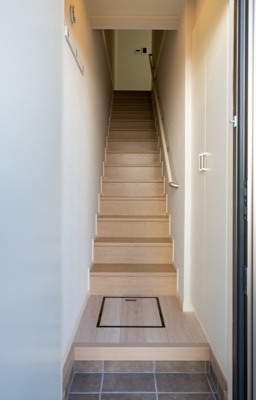 【玄関】 | カドチテラス