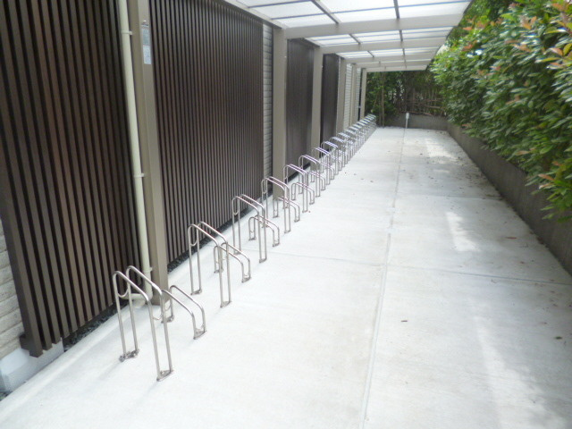 ＰＬＵＭ ＦＯＲＥＳＴ ＯＭＯＲＩのその他共用部分|★駐輪場★