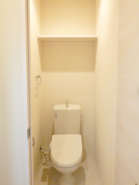 ＰＬＵＭ ＦＯＲＥＳＴ ＯＭＯＲＩのトイレ|温水洗浄便座