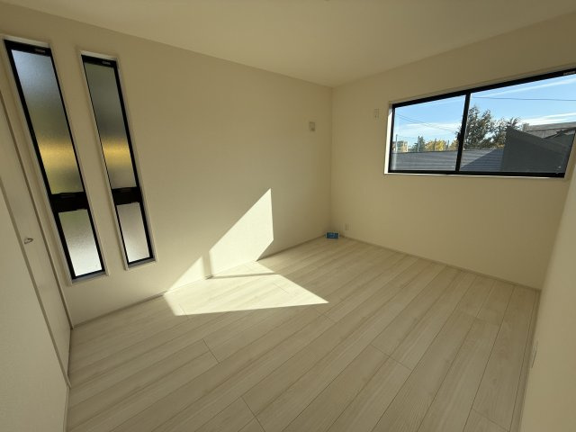 リーブルガーデンＳ第２前橋女屋　2号棟の洋室|2階洋室➀です