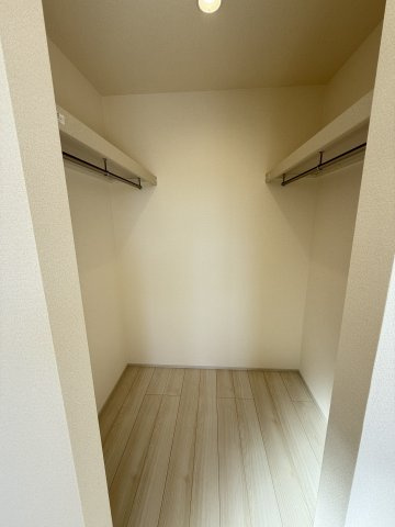 リーブルガーデンＳ第２前橋女屋　2号棟の収納|2階洋室1収納：ウォークインクローゼット1です。
